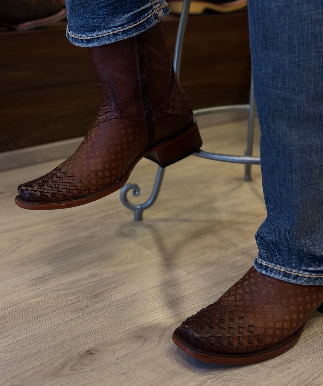 🔥New arrivals🔥Hand-woven leather zip-up cowboy boots