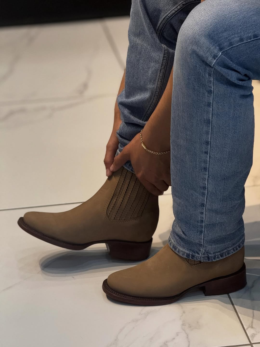 Men's Narrow Square Toe Stretch Ankle Boots