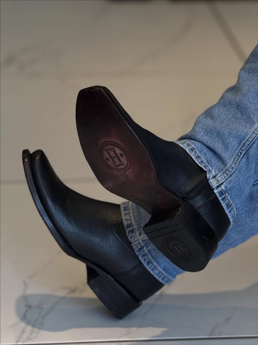 Narrow Square Toe Leather Zip-up Cowboy Boots