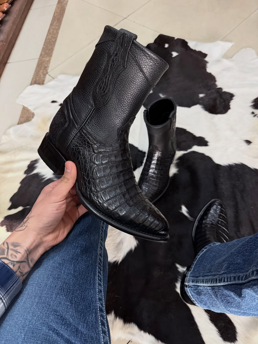 Men's Black Crocodile Cowboy Boots