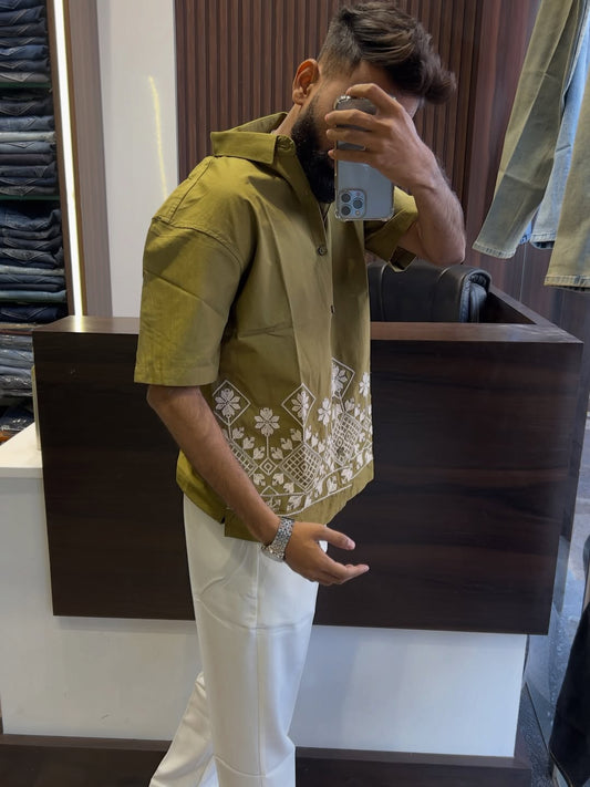 Men's Geometric Embroidered Short Sleeve Shirt