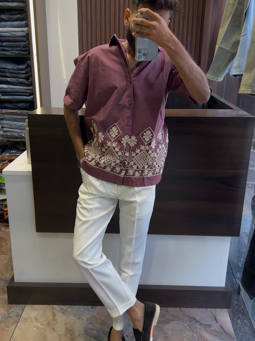 Men's Geometric Embroidered Short Sleeve Shirt