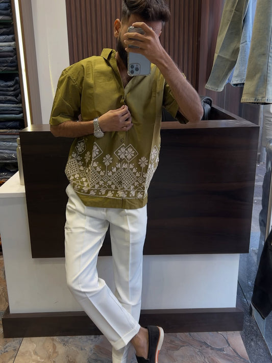 Men's Geometric Embroidered Short Sleeve Shirt