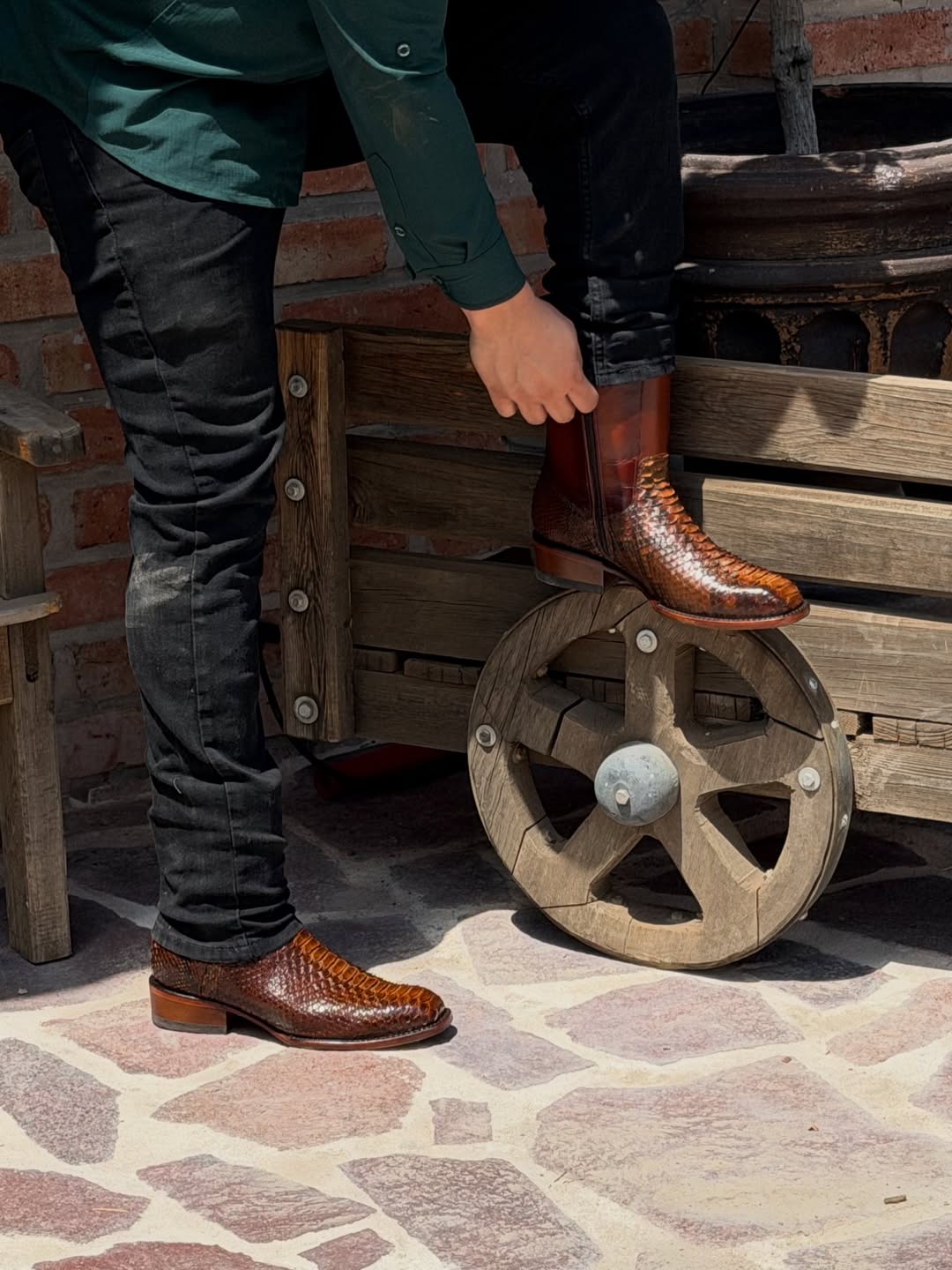 Men's Premium Handcrafted Python Snakeskin Western Cowboy Boots