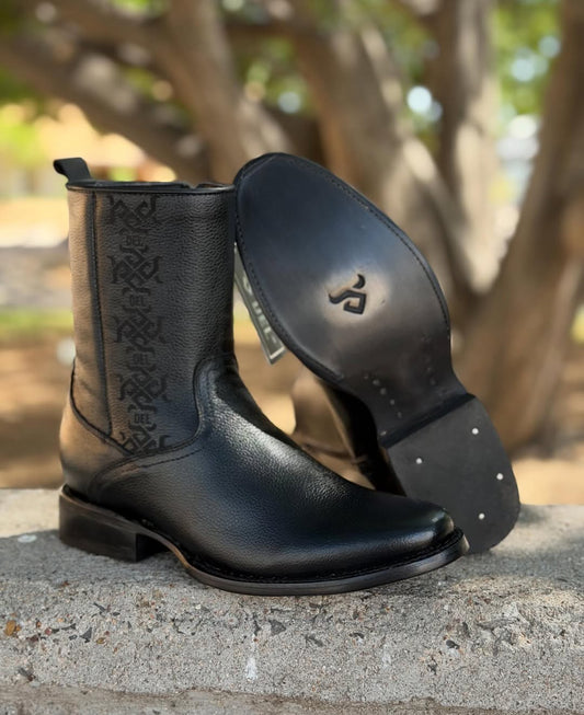 Men's Handmade Leather Western Boots with Embossed Pattern