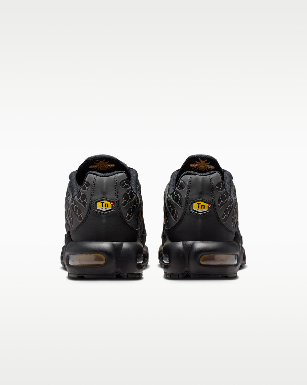 Men's Performance Athletic Sneakers - Black & Gold Honeycomb Mesh Shoes with Lightweight Responsive Sole