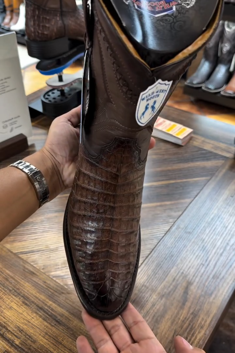 Men's Crocodile Leather Western Boots.