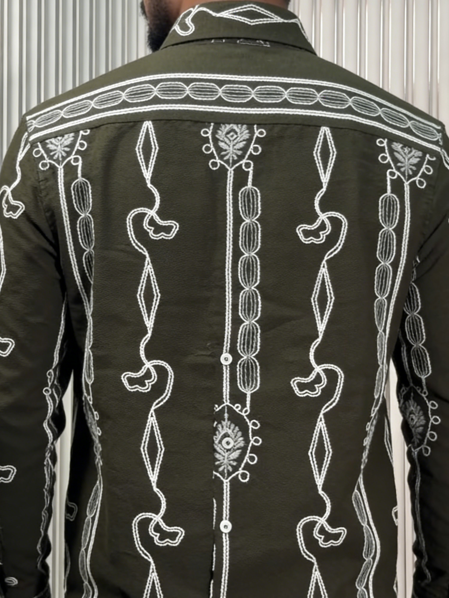 Men's Vintage Embroidered Button-Down Shirt